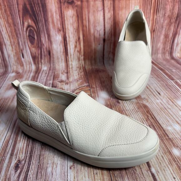 Vionic PENELOPE Womens Size 10 Tan Embossed Leather Leopard Casual Shoes Loafers - Picture 1 of 11